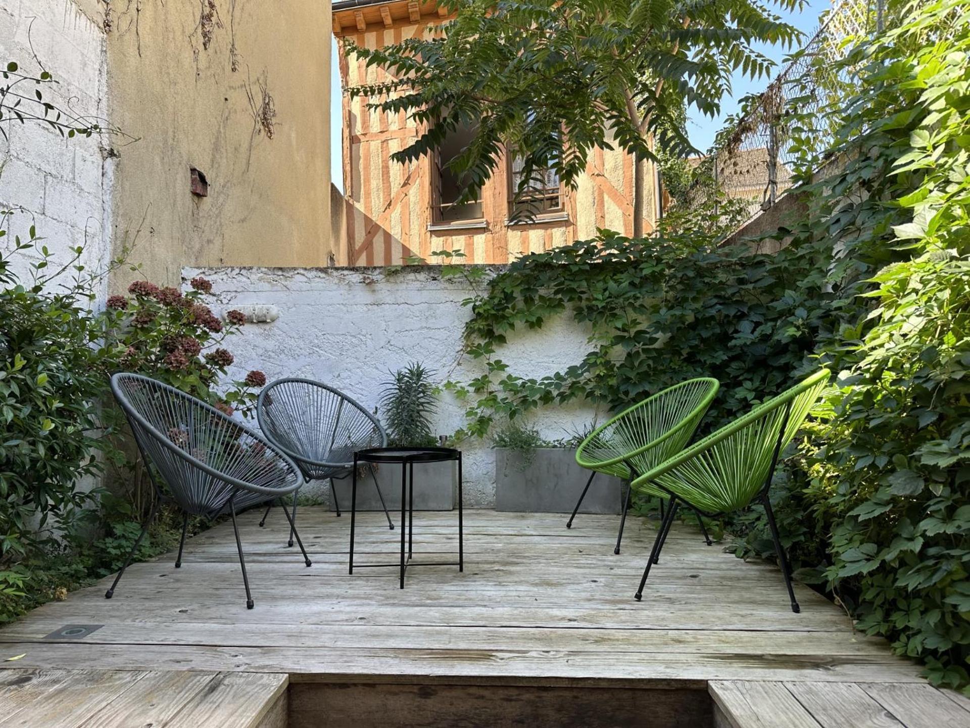 Maison Atypique En Centre-Ville Троа Екстериор снимка