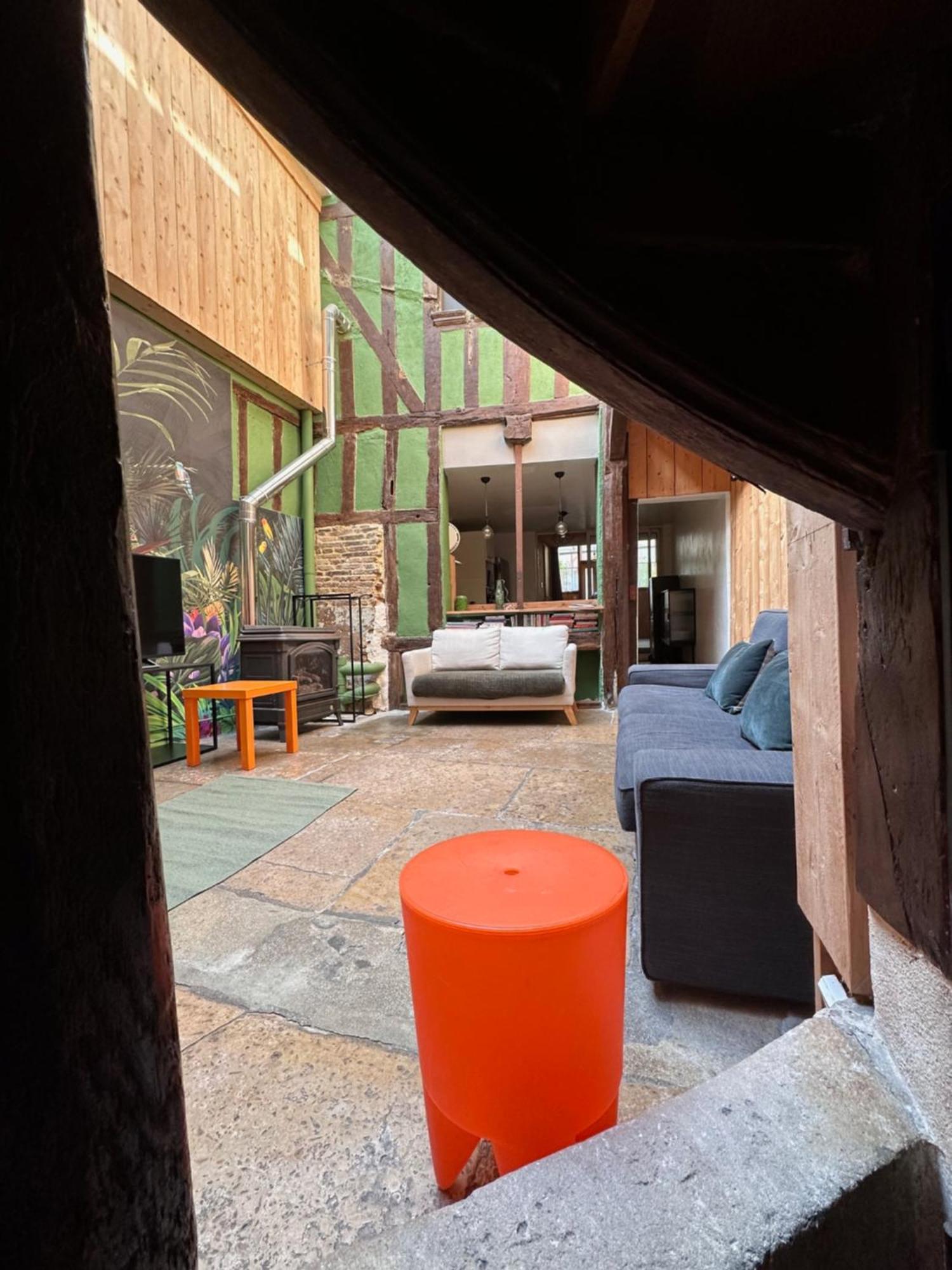 Maison Atypique En Centre-Ville Троа Екстериор снимка